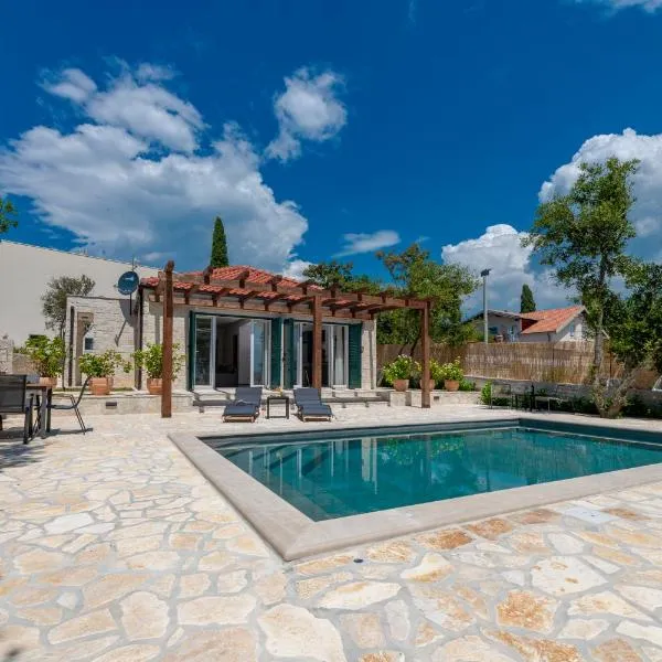 Villa Lazo, hotel v destinaci Močići