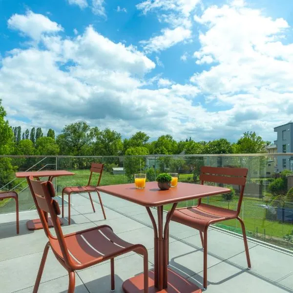 Cessange House by Rentaroo, hotel v Luxembourgu