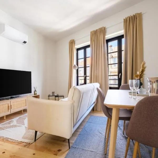 Art Deco 31 Luxury 2BR Apartment Downtown Metro AC, hotel di Porto
