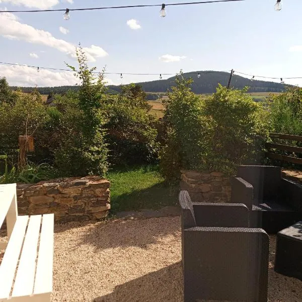 Gîte de La croisée en Auvergne, hotel en Fay-sur-Lignon