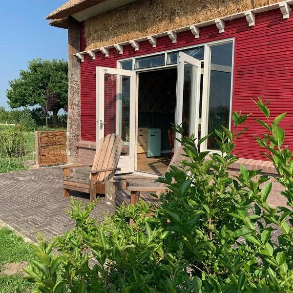 De Rooie Hooimijt, viešbutis mieste Ammerzoden