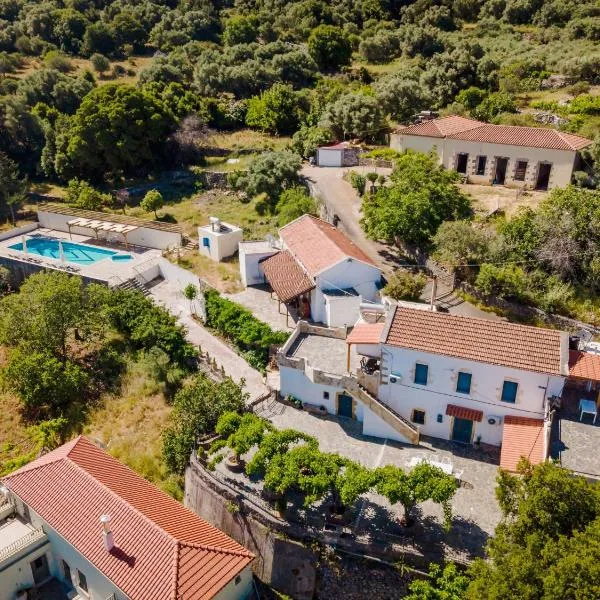 Halases Panorama Villa pvt pool, hotel in Alikampos