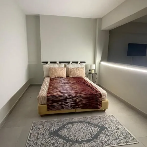 Quiet Nest apartment, hotel in Koumpeli