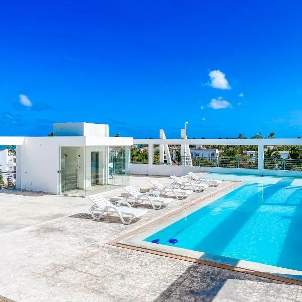 STUDIOS and SUITES Ducassi ROOFTOP POOL HOTEL - BEACH CLUB & SPA, hotel v destinaci Punta Cana
