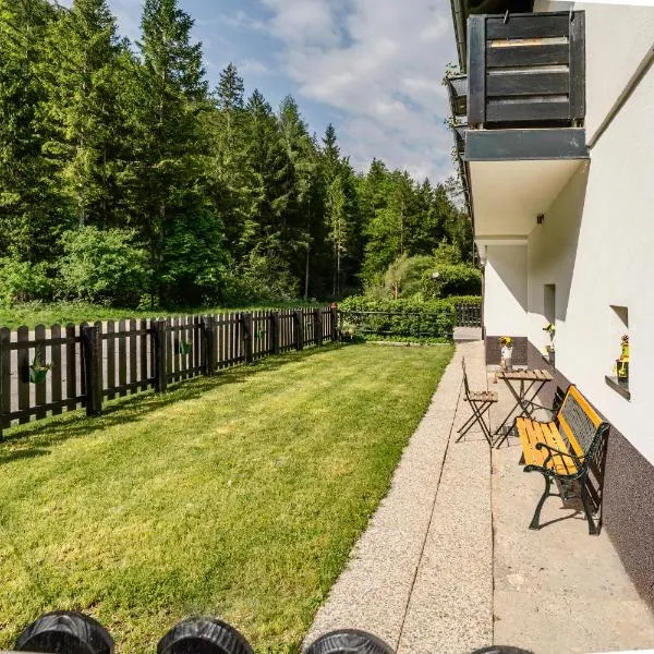 Nature Lover's Paradise in Julian Alps, hotel v destinaci Mojstrana