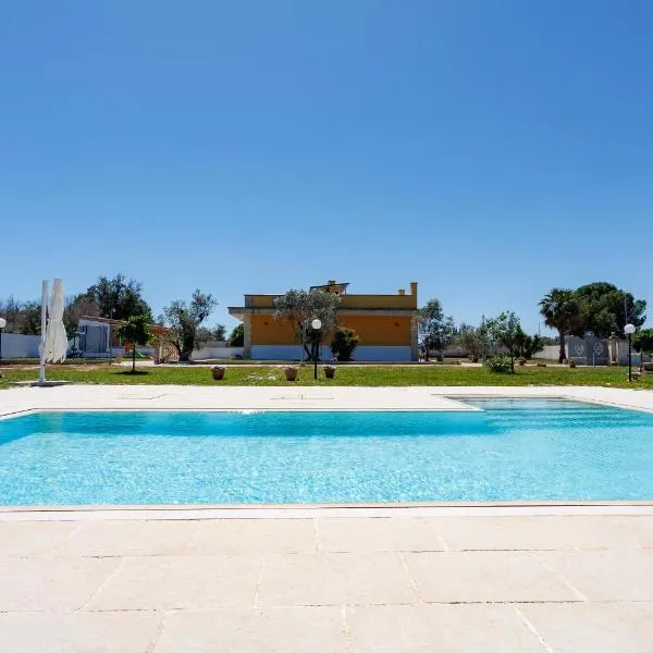 Petra Leccese - Art & Luxury Design B&B with Pool, hotel v destinaci Giurdignano