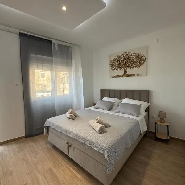 Studio apartmani villa Nicol, hotel v destinaci Pirovac