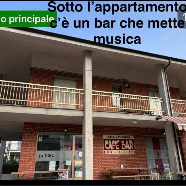 Pink appartament, hotel v destinaci Bagnolo Piemonte