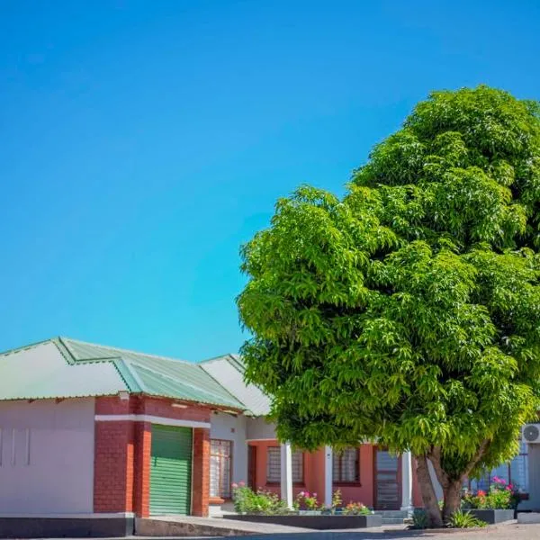Magodi Place - Serviced & Airconditioned Apartment, hotel in Livingstone