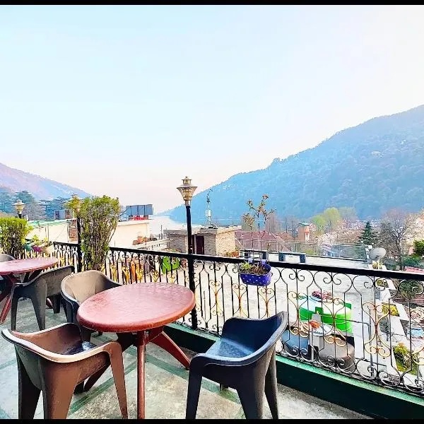 Lake View HOTEL ANKUR PLAZA Mall Road Nainital - A Premium Luxury Hotel with WiFi - Open Terrace Restaurant - Card Payment Accepted, hotel v destinaci Nainital