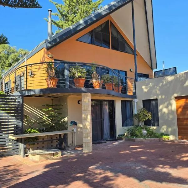 Beach Side Retreat、ランセリンのホテル