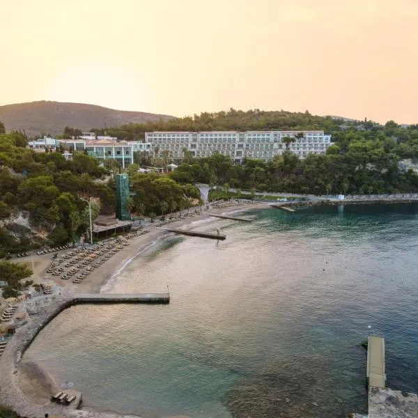 Pine Bay Holiday Resort, hotel v destinaci Kusadası