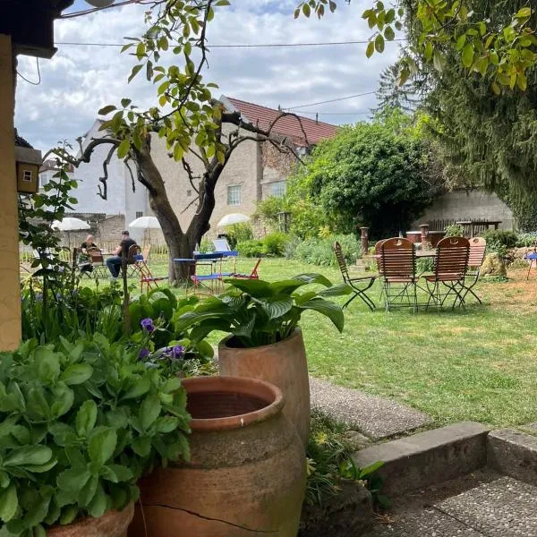 Hiestand's Gästehaus - Weingut & Hofbrennerei, hotel u gradu 'Guntersblum'