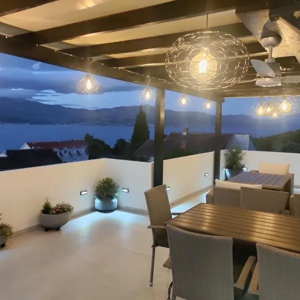 Apartments Brač, hotel di Supetar