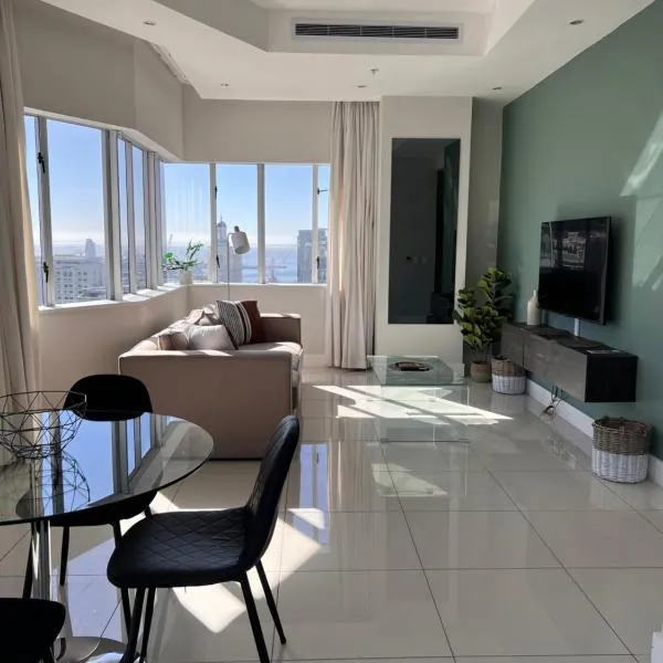 Stylish 2 Bedroom Apartment City Centre, hotel in Cape Town