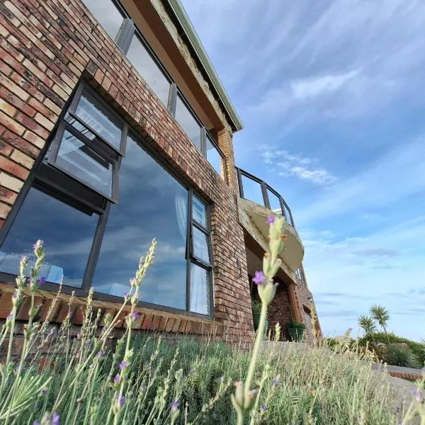 Kalashe Bed & Breakfast, hotel v destinaci East London