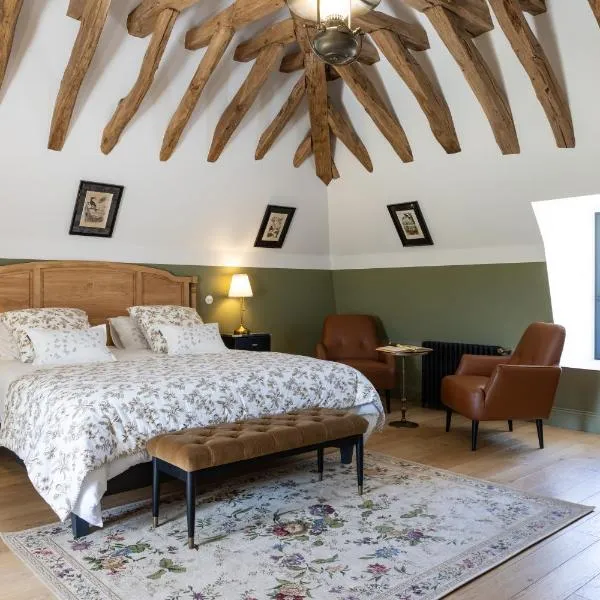 Le Domaine de la Haye Chambres d'Hôtes, hotel in Saint-Christophe-du-Bois