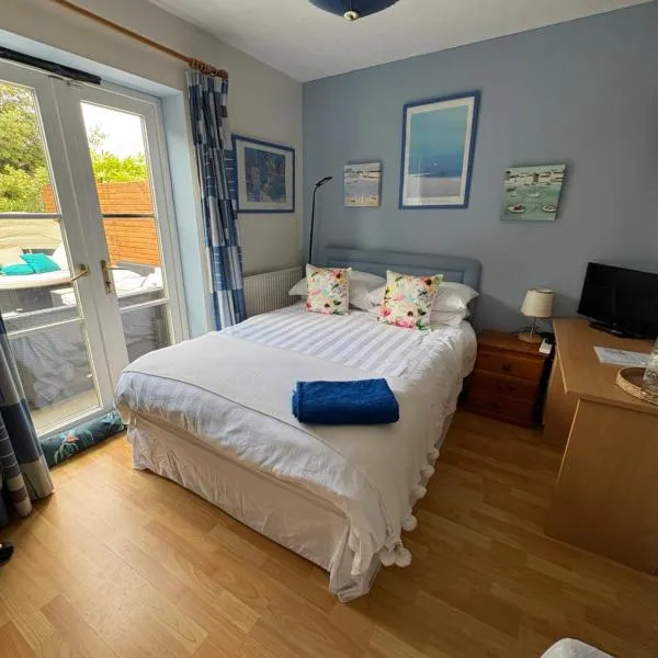 Comfortable Guest stay in Paddock Wood and we also offer second bedroom for children or friends travelling together, hotel a Paddock Wood