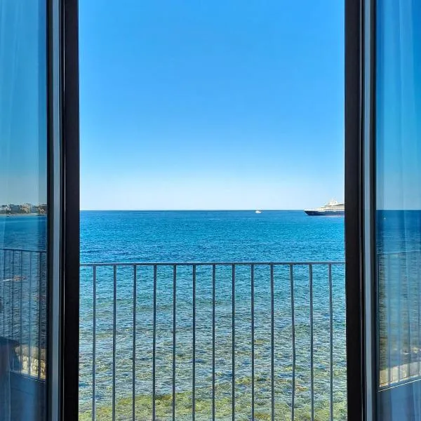 Almarè House, hotel in Giardini Naxos