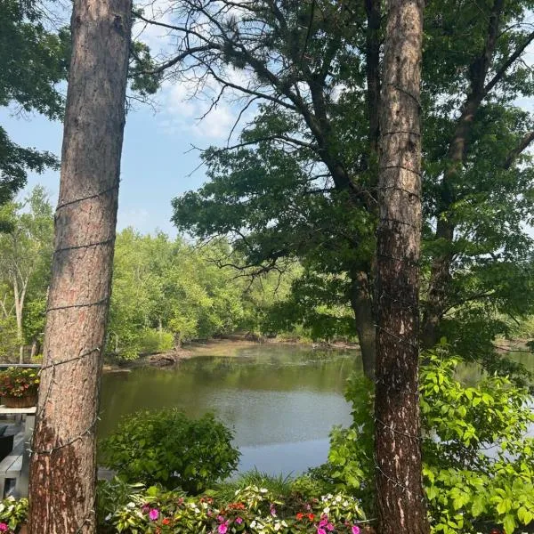 Waterfront, hotel u gradu 'Wisconsin Dells'
