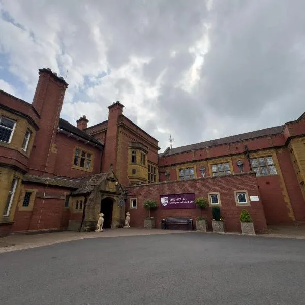 The Mount Country Manor Hotel & Golf Wolverhampton, hotel v destinaci Wolverhampton