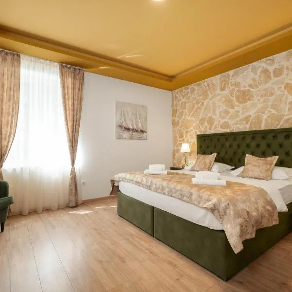 Luxury Rooms Floramye, hotel v Splite