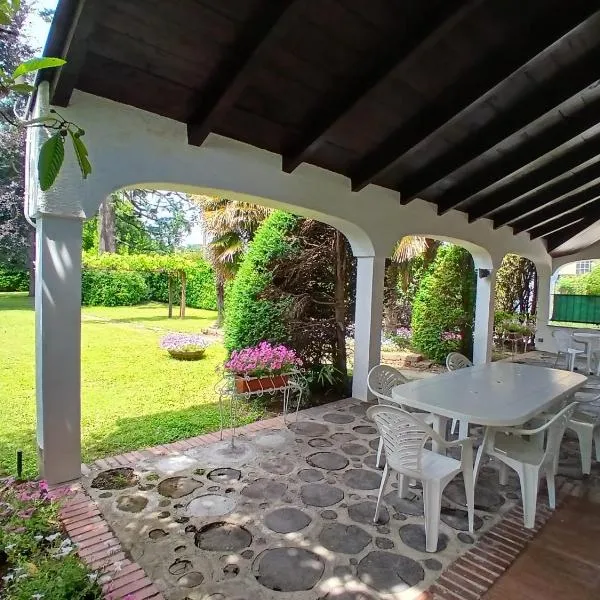 Villa Gianna, hotel v destinaci Inverigo