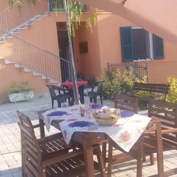 Casa Vacanza -A Casa Mia-, hotel in Giulianova