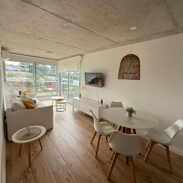 Apartamento en la Parada 18 de la Mansa - Edificio Mansa Inn I Residence, ξενοδοχείο στην Πούντα ντελ Έστε