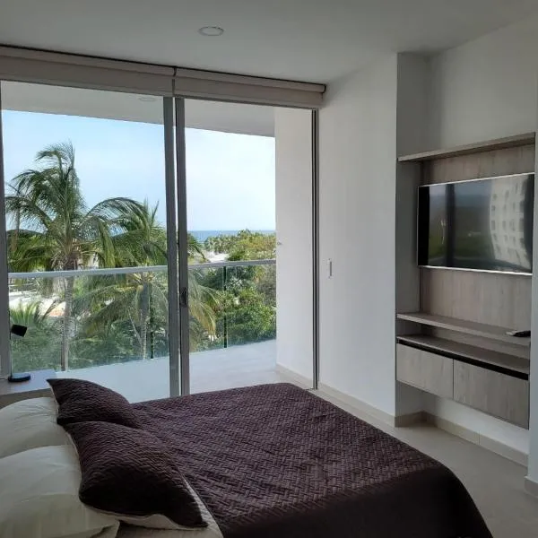 132 m2 de Luz, Confort y Vistas al Mar - Sierra Beach Resort, hotel in Santa Marta