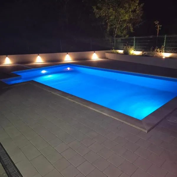 Kuća za odmor Veronika, hotel v destinaci Klobuk