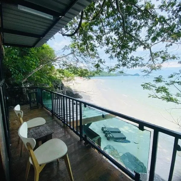 Cenanghill Beachfront, hotel v destinaci Pantai Cenang