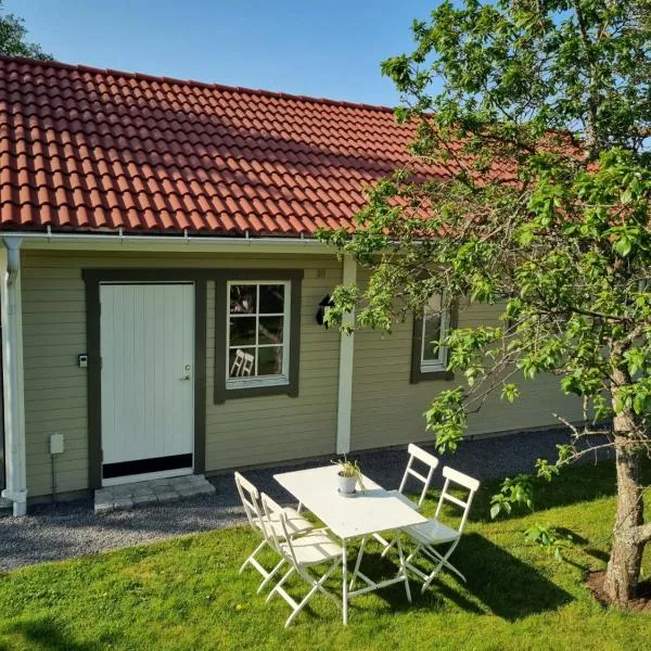 Lantlig lägenhet nära Uppsala, hotel a Uppsala