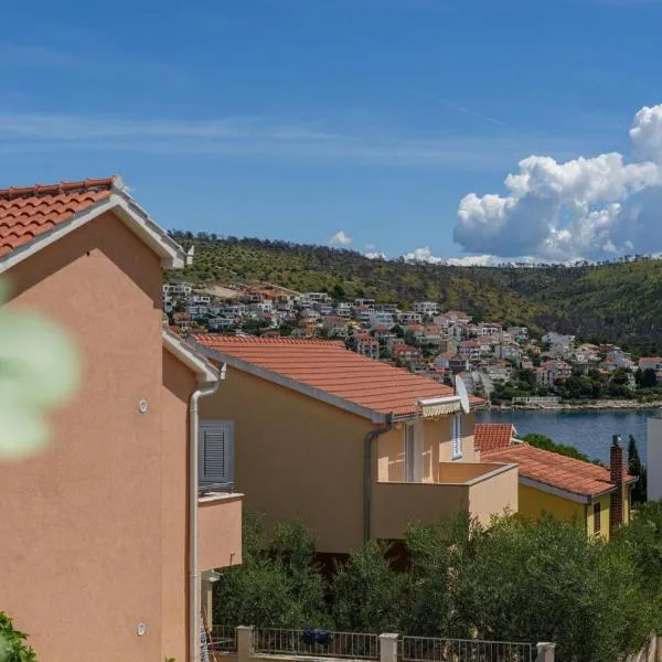Apartmani Cesarica, hotel in Trogir