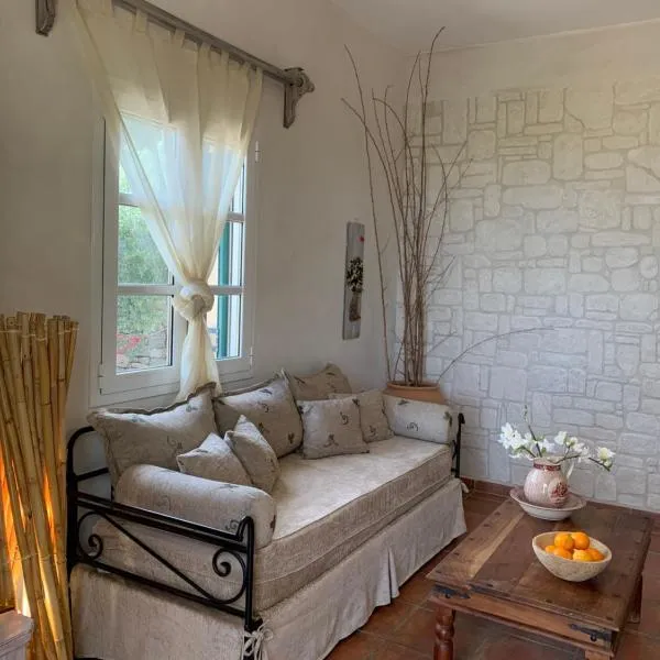 AMPELIA KYTHIRA, hotel v destinaci Livadi