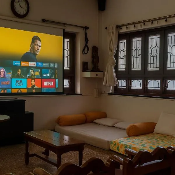 MTDC AFFILIATED The Castle A Luxurious Family Abode, hótel í Nashik