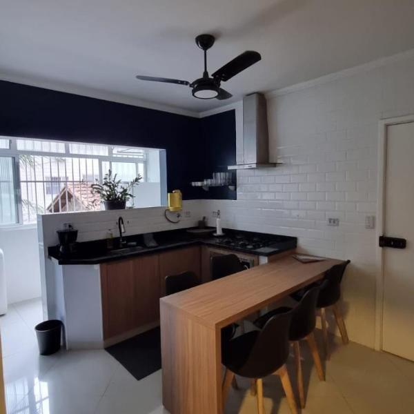 Apartamento completo para até 6 pessoal e reserva de vaga, com estilo na Praia Praia do Tombo&Astúrias - Foto 3