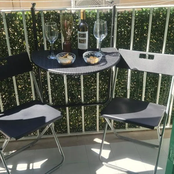 Nonna Rosa House - Cozy Apartment - Molfetta, hotel v destinaci Molfetta