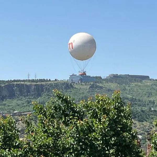 Hotel Eight, khách sạn ở Tbilisi