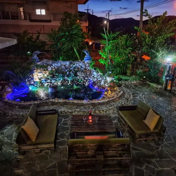 Garden Beach House, hotel in Néa Karváli