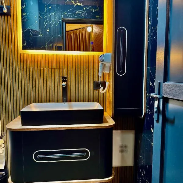 Krojet e Rrogamit, hotel din Valbonë