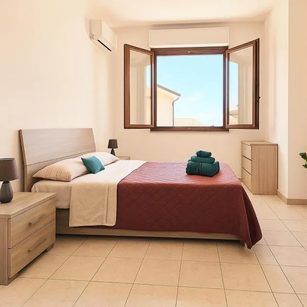 Casa Vacanze Oristano, a pochi minuti dalle spiagge più belle della Sardegna e pochi minuti da Oristano, casa dotata di tutti i comfort, hotell sihtkohas Oristano