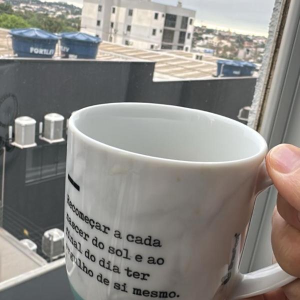 Ap no centro com ar condicionado e Garagem Coberta - Foto 5
