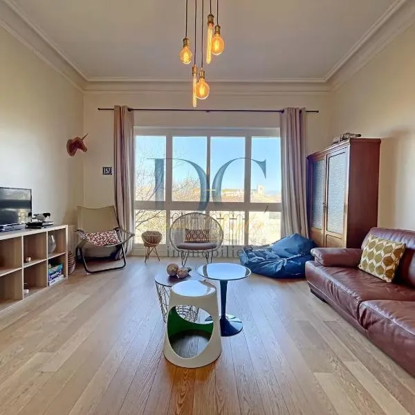 appartement quai de l'isle, ξενοδοχείο στο LʼIsle-sur-la-Sorgue