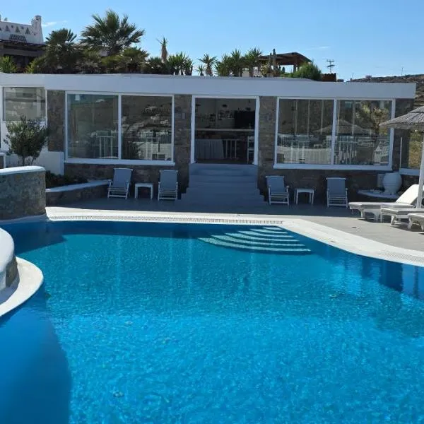 Casa Bianca, hotel di Ornos