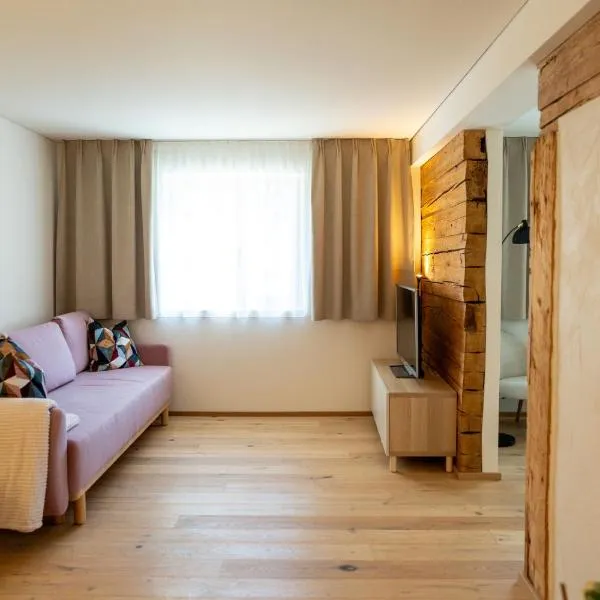 Stilvoll sanierte Altbau-Wohnung, Dornbirn Kehlegg, hotel en Dornbirn