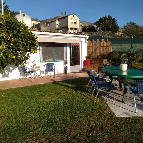 A Finquiña, hotel in Salcidos