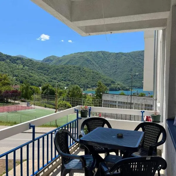 Lake City Apartment, hotel v destinaci Plužine