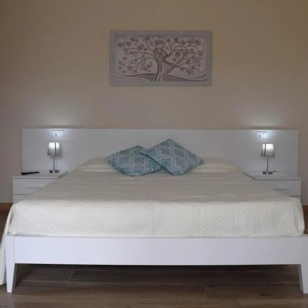 Affittacamere Lumal, hotel in Domus de Maria