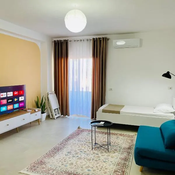 EasySleep City Center, hotel v destinaci Divjakë